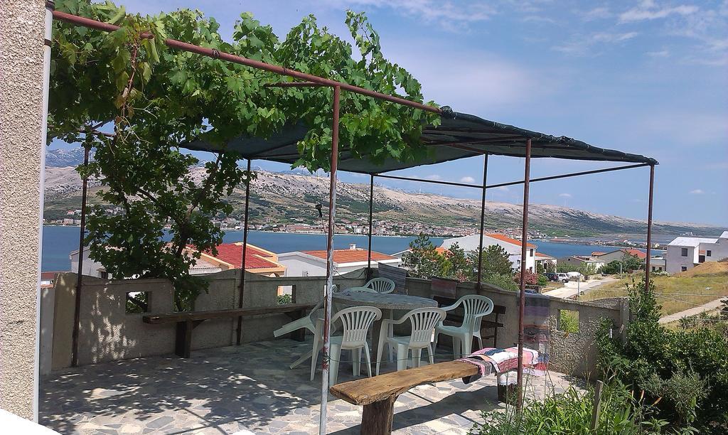 Apartments Anka Pag Pag Town Exterior photo